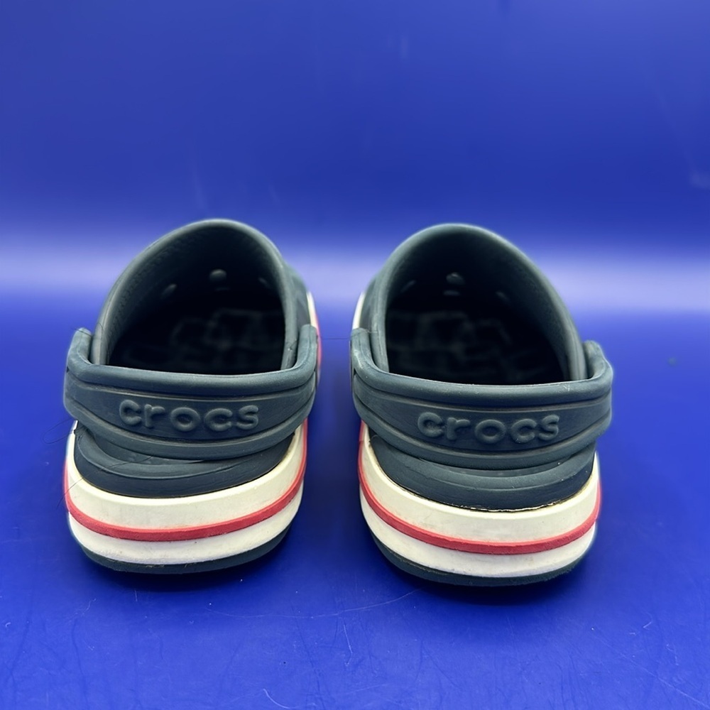 Crocs Slip Resistant Clogs Shoes Blue/White w/Red Stripe Youth Size 9 - Picture 6 of 9